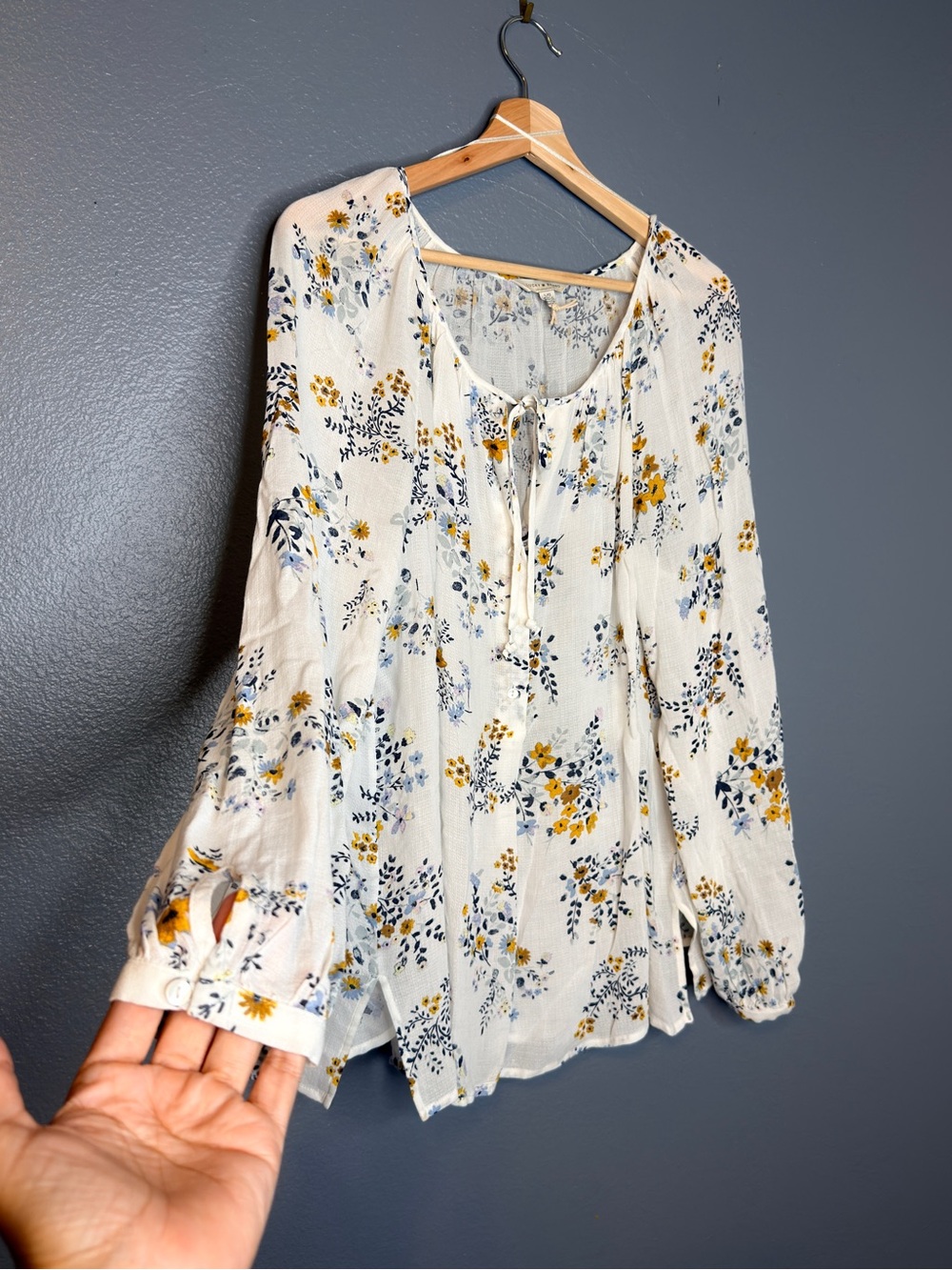 Lucky Brand White Floral Peasant Blouse with Blue and Mustard Prints Large NWT